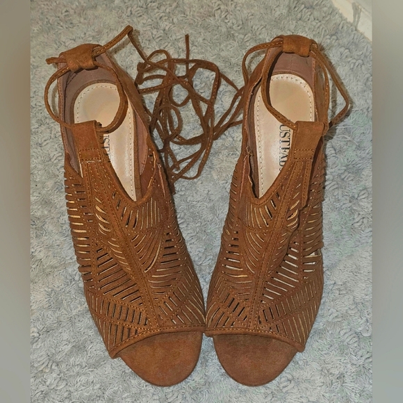Just Fab Seduction Caged Heeled Sandal! SIZE 8.5. BRAND NEW AND NEVER WORN!✨️ - Picture 11 of 16